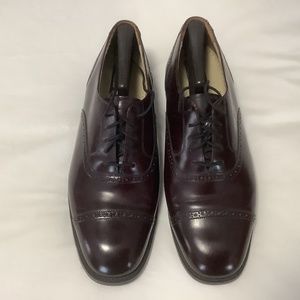 Mens Bostonian wingtip shoes